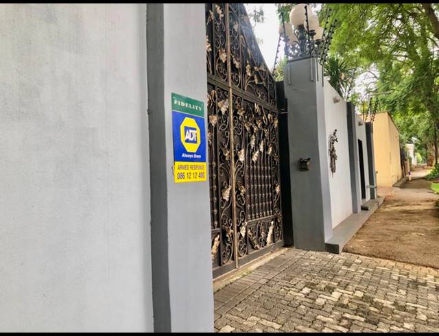 3 BEDROOM PROPERTY TO RENT IN KENSINGTON